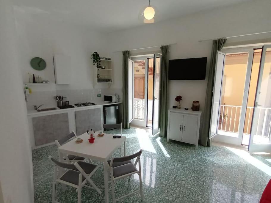 Green Apartment In Sorrento Coast Масса-Лубренсе Экстерьер фото